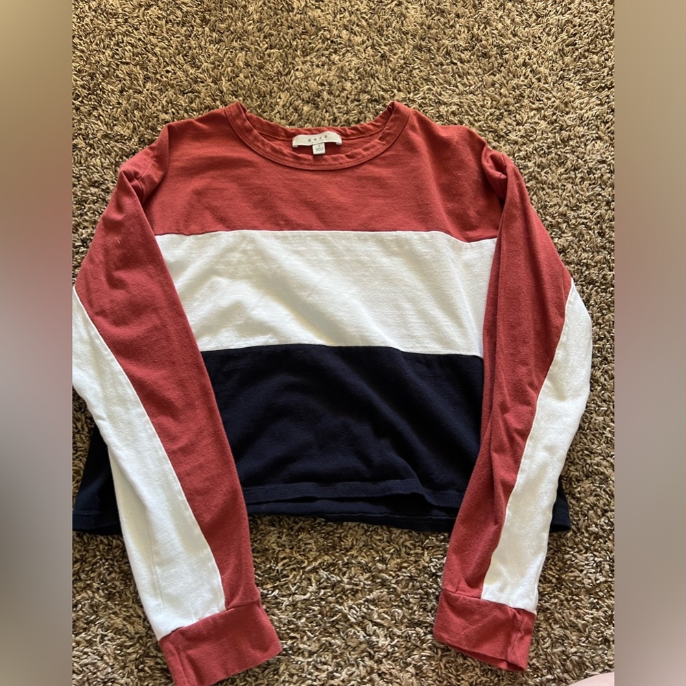 Women’s long sleeve crop top